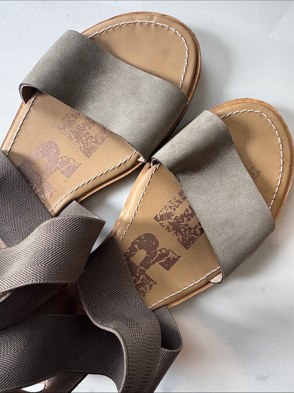 SOREL Ella II Strappy Olive Crisscross Elastic Sandals Women’s 8.5 - Picture 7 of 16